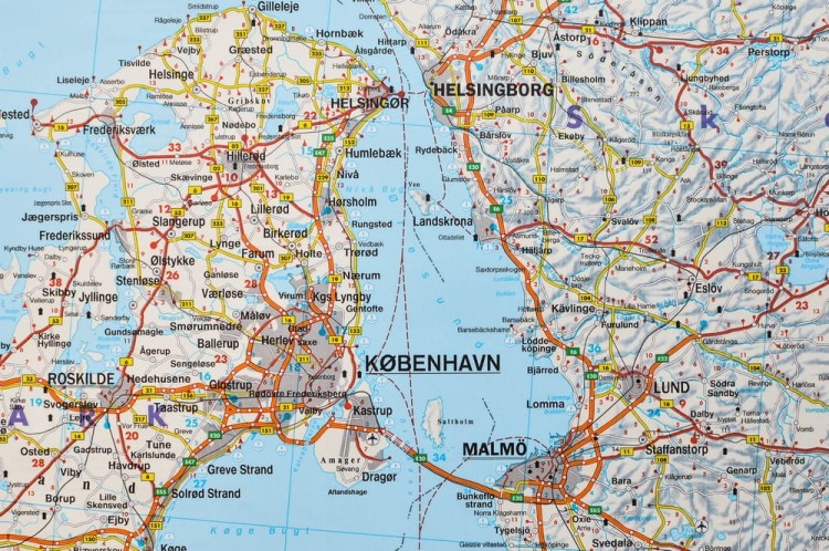 Szwecja 1:600 000. Dwustronna mapa ścienna drogowa wydawnictwa Freytag & Berndt. Fragment 10