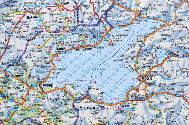 Turcja 1:800 000. Dwustronna mapa ścienna drogowa. Fragment 9