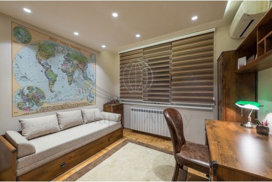 Świat. Naklejka XXL, mapa ścienna polityczna. Przykład aranżacji