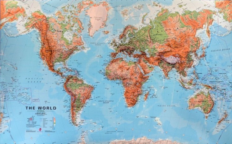 Świat 1:30 000 000. Mapa ścienna fizyczna świata