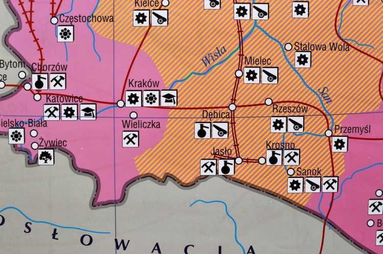 Rzeczpospolita Polska w latach 1920-1939. Szkolna mapa ścienna. Fragment 5
