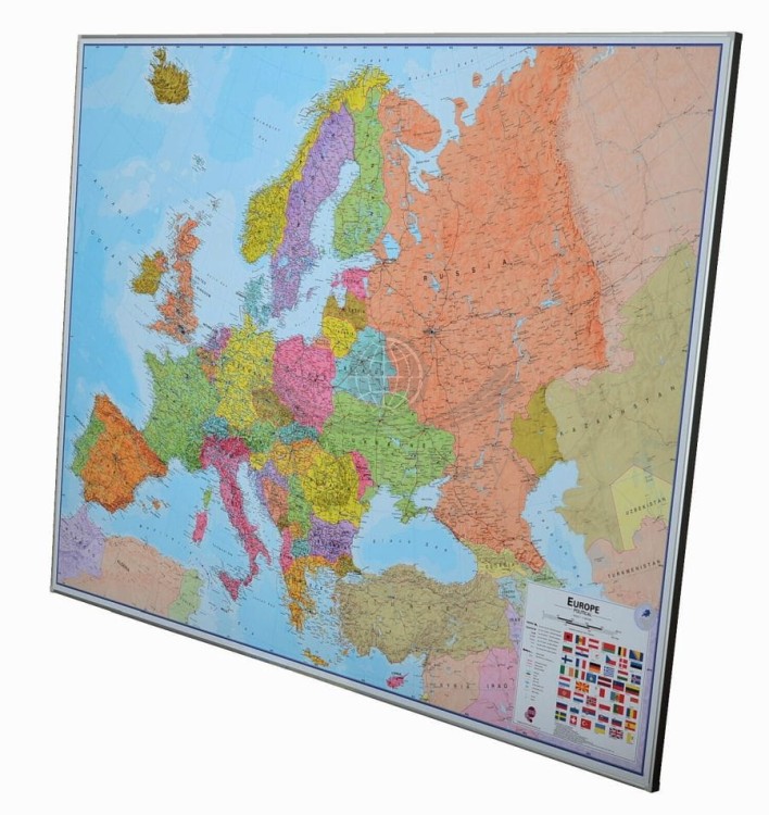Europa 1:4 300 000. Mapa polityczno-drogowa. Rama alu SLIM