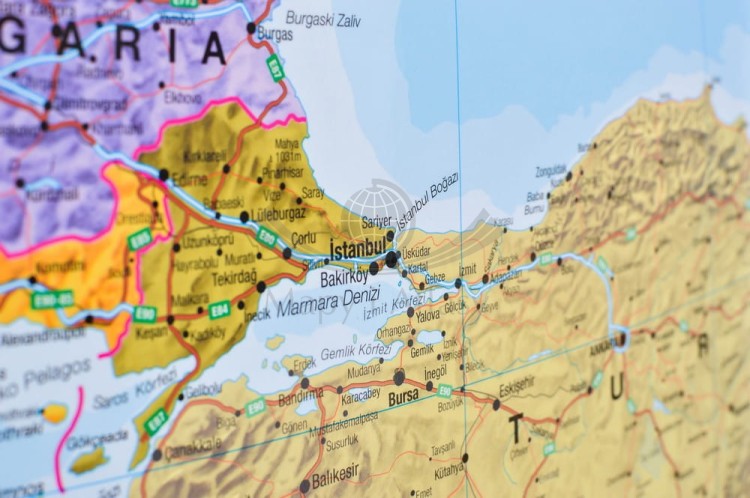 Europa 1:3 200 000. Mapa polityczno-drogowa. Rama alu SLIM. Fragment 7