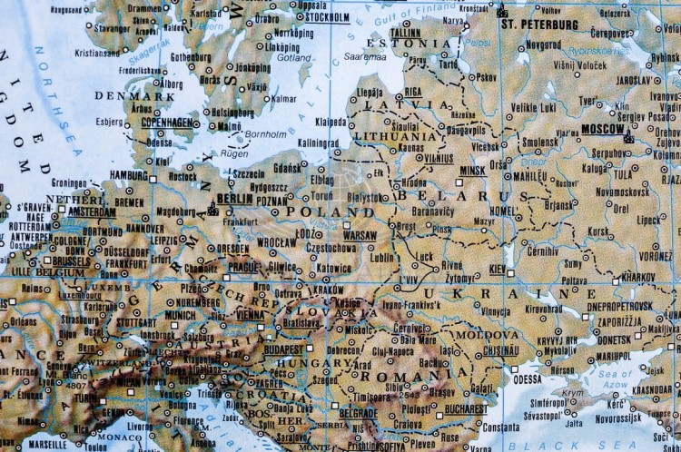 Świat 1:25 000 000. Arkusz, mapa ścienna fizyczna wydawnictwa Freytag & Berndt. Fragment 2