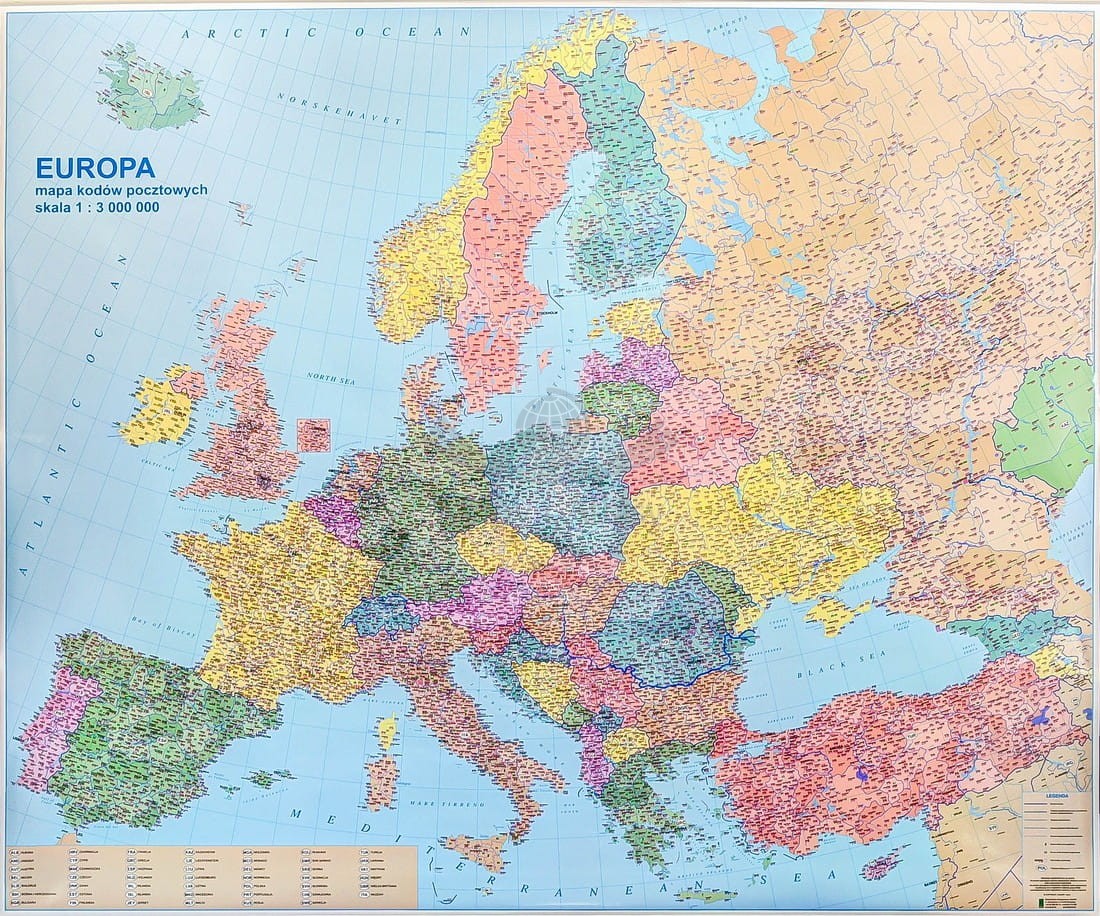 Europa 1:3 000 000. Mapa. Kody pocztowe. Wersja do wpinania
