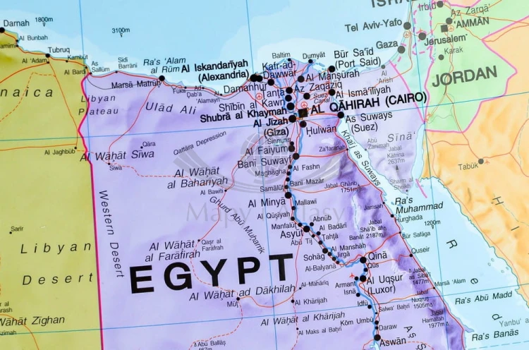 Afryka 1:8 000 000. Mapa polityczna w ramie drewnianej wydawnictwa Maps International. Fragment 1