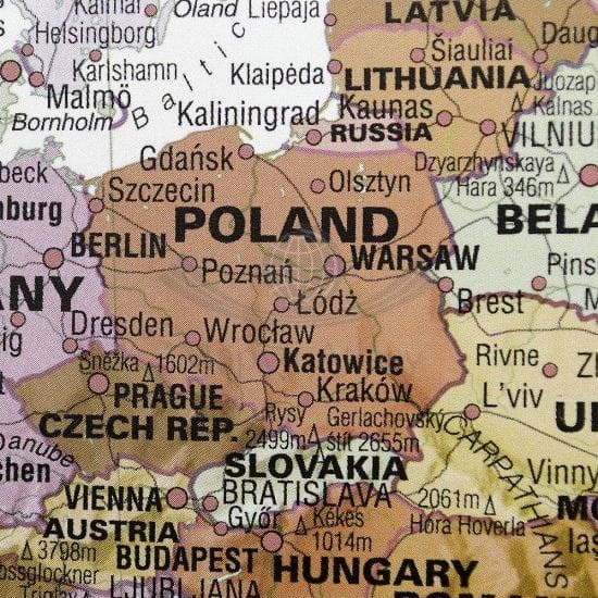 Świat 1:30 000 000. Mapa ścienna polityczna executive. Wydawnictwo: Maps International. Fragment 5