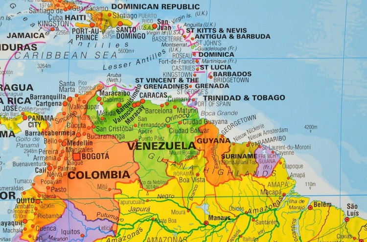 Świat 1:20 000 000. Mapa polityczna w wersji do wpinania wydawnictwa Maps International. Fragment 6