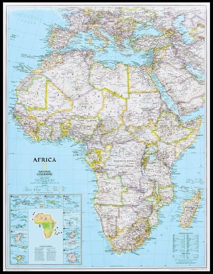 Afryka. Mapa polityczna w ramie drewnianej. National Geographic