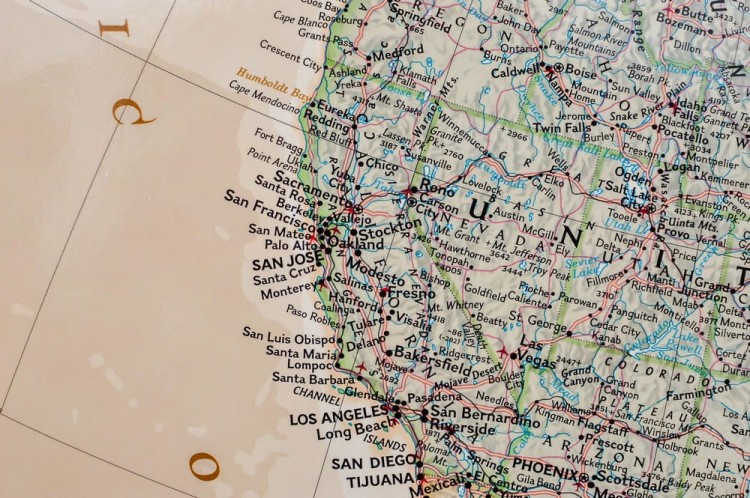 Ameryka Północna 1:13 995 000. Arkusz, mapa ścienna ekskluzywna. Wydawnictwo: National Geographic. Fragment 2