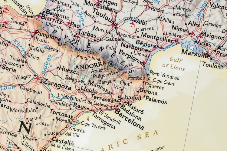 Europa 1:5 419 000. Mapa ekskluzywna w ramie drewnianej. Wydawnictwo: National Geographic. Fragment 8