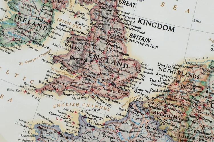 Europa 1:8 425 000. Mapa ekskluzywna w wersji magnetycznej. Wydawnictwo: National Geographic. Fragment 7