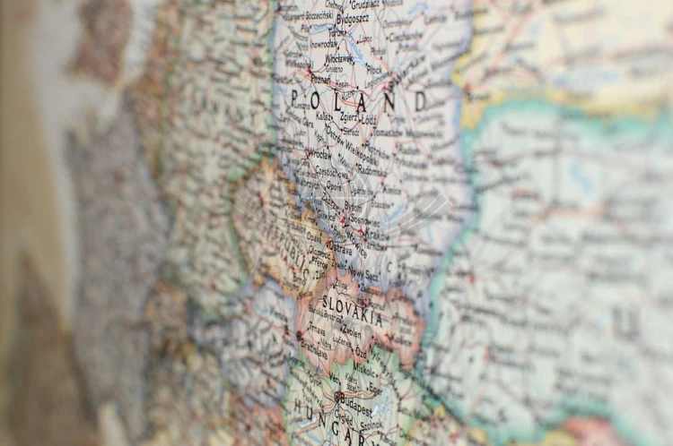 Europa 1:8 425 000. Mapa ekskluzywna w wersji magnetycznej. Wydawnictwo: National Geographic. Fragment 9