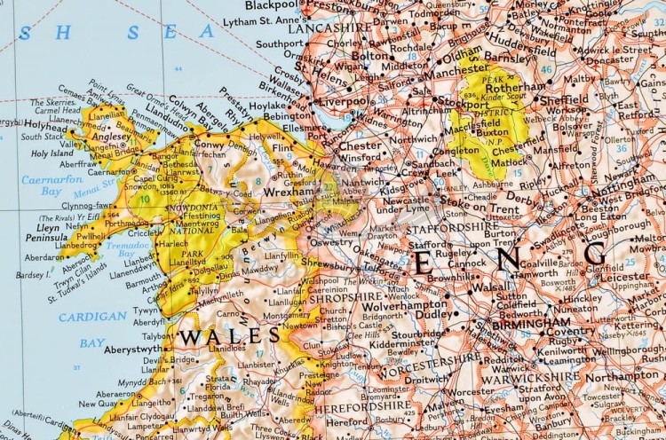 Wielka Brytania i Irlandia 1:1 687 000. Mapa w ramie drewnianej wydawnictwa National Geographic. Fragment 1