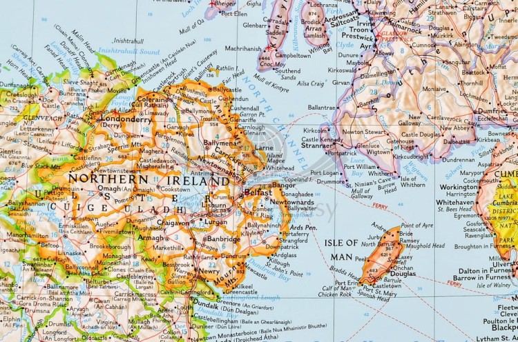 Wielka Brytania i Irlandia 1:1 687 000. Mapa w ramie drewnianej wydawnictwa National Geographic. Fragment 2