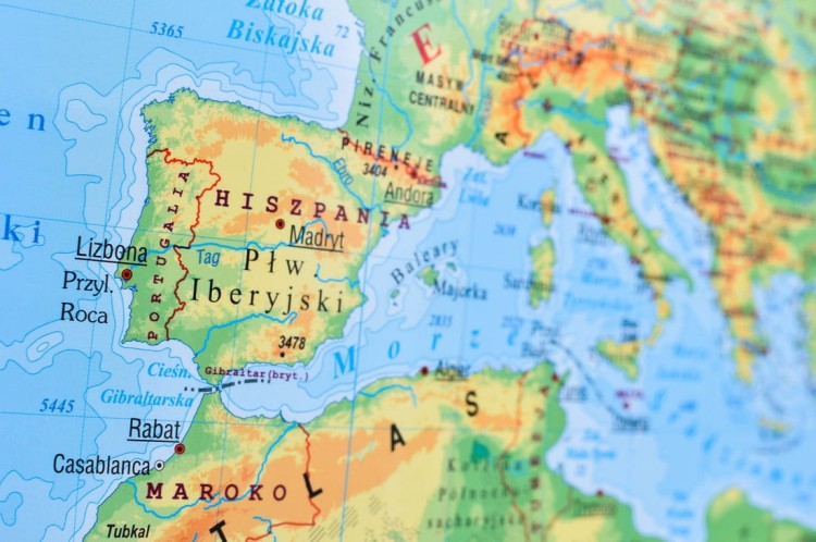 Świat 1:20 000 000. Mapa fizyczna w ramie. Wydawnictwo Piętka. Fragment 11