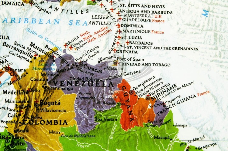 Świat 1:29 802 000. Mapa polityczna, ozdobna Decorator. Wersja magnetyczna. Wydawnictwo: National Geographic. Fragment 1