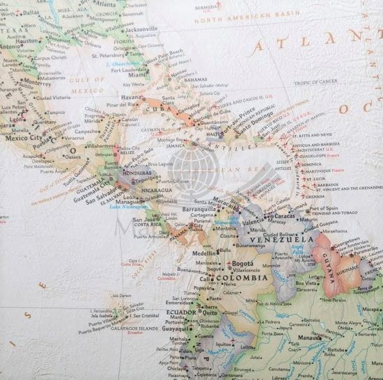 Świat 1:36 384 000. Mapa polityczna Pacific Centered, ekskluzywna. Wersja magnetyczna. Wydawnictwo: National Geographic. Fragment 2