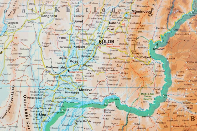 Tadżykistan 1:650 000. Mapa ścienna fizyczno-drogowa wydawnictwa Gizi Map. Fragment 2