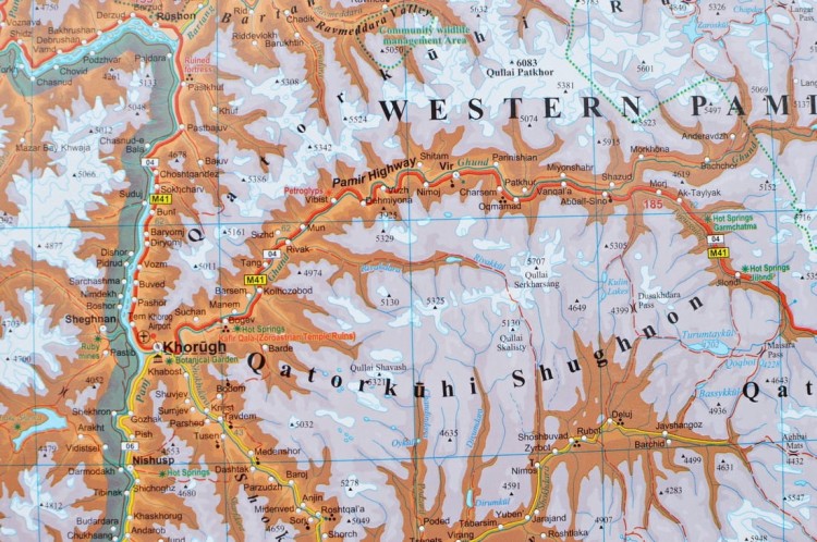 Tadżykistan 1:650 000. Mapa ścienna fizyczno-drogowa wydawnictwa Gizi Map. Fragment 4