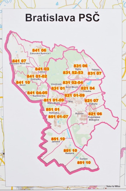 Słowacja 1:320 000. Mapa ścienna kodowo-drogowa. Fragment 7