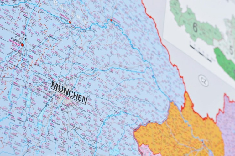 Niemcy, Austria, Szwajcaria 1:900 000. Mapa ścienna kodowa wydawnictwa Stiefel. Fragment 6