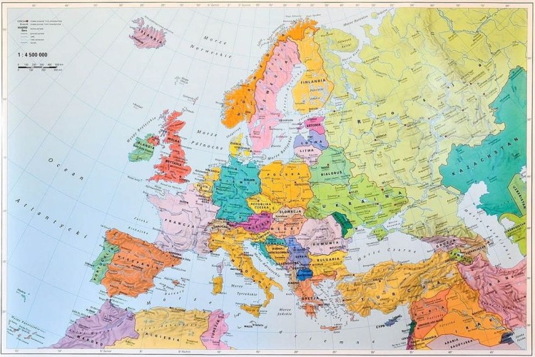 Europa 1:4 500 000. Mapa polityczna w wersji do wpinania. Rama alu SLIM. Wydawnictwo: Stiefel