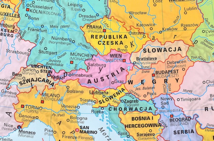 Europa 1:4 500 000. Mapa polityczna w wersji do wpinania. Rama alu SLIM. Wydawnictwo: Stiefel. Fragment 1