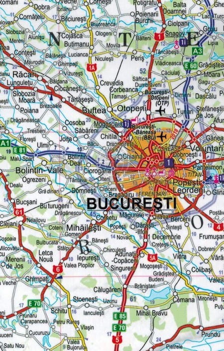 Rumunia i Mołdawia 3 w 1. Przewodnik, atlas i laminowana mapa wydawnictwa EspressMap. Mapa - fragment 2