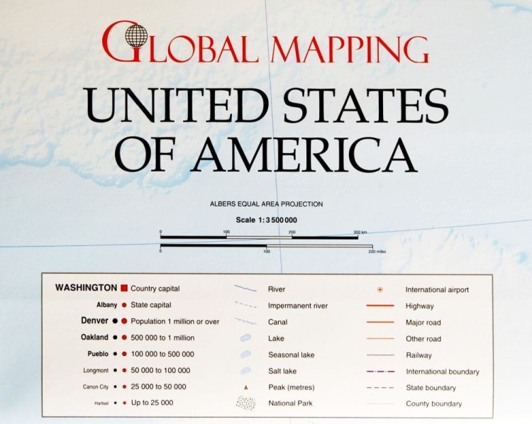 Stany Zjednoczone / USA 1:3 500 000. Mapa polityczna w wersji magnetycznej. Rama alu SLIM. Legenda