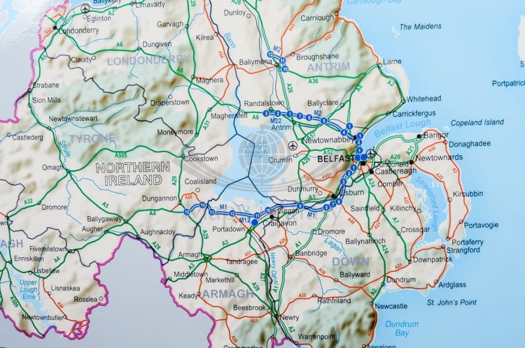 Wielka Brytania. Mapa drogowa w wersji magnetycznej. Rama alu SLIM. Fragment 3