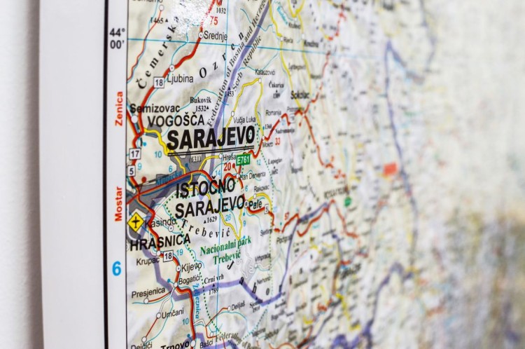 Serbia, Kosowo i Czarnogóra. Mapa ścienna drogowa wydawnictwa Gizi Map. Fragment 6