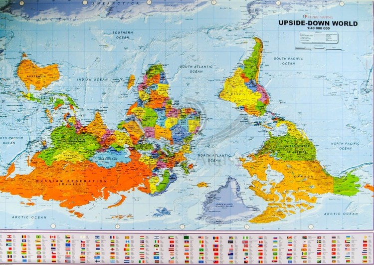 Świat do góry nogami 1:40 000 000. Mapa polityczna w wersji magnetycznej. Rama alu SLIM