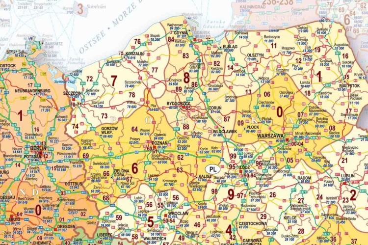 Europa środkowa 1:950 000. Polska, Niemcy, Czechy, Słowacja, Austria, Węgry. Mapa ścienna kodowo-drogowa. Fragment 1