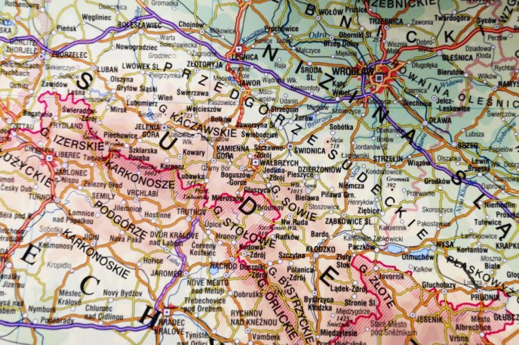 Polska fizyczna plansza Demart (3).jpg