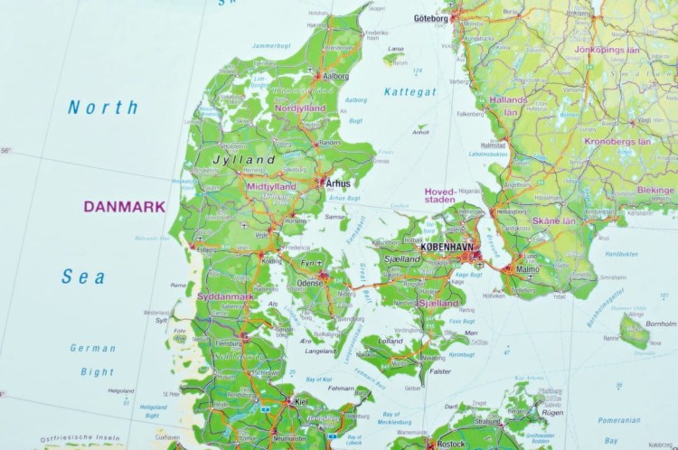 Skandynawia 1:2 800 000. Fizyczna mapa 3D, plastyczna (trójwymiarowa). Producent: Georelie. Fragment 2