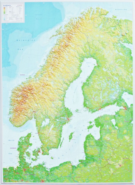 Skandynawia 1:2 800 000. Fizyczna mapa 3D, plastyczna (trójwymiarowa). Producent: Georelief