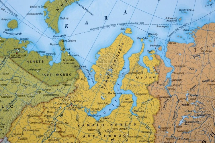 Rosja / Federacja Rosyjska 1:7 000 000. Mapa ścienna administracyjno-drogowa. Wersja angielska. Fragment 3