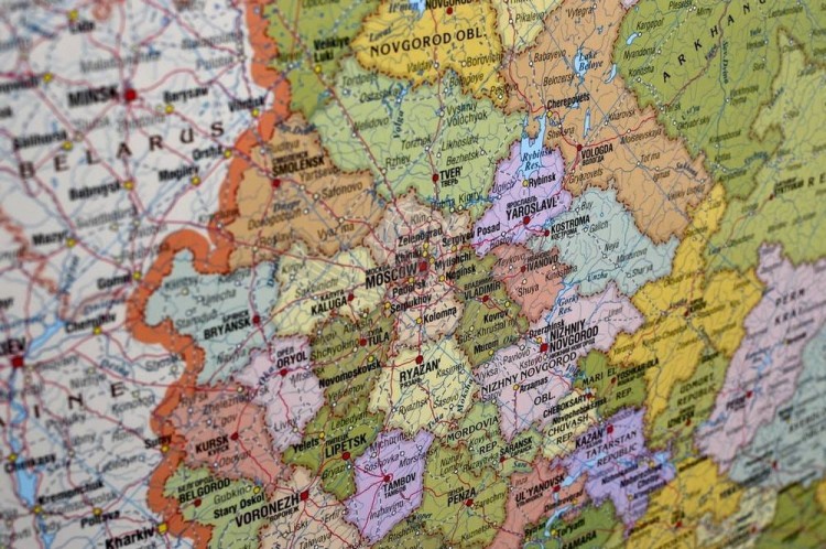 Rosja / Federacja Rosyjska. Mapa ścienna administracyjno-drogowa XL. Wersja angielska. Fragment 10