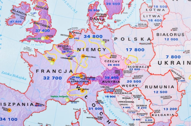 Europa gospodarcza 1:4 500 000. Mapa ścienna wydawnictwa Meridian. Gęstość zaludnienia - fragment