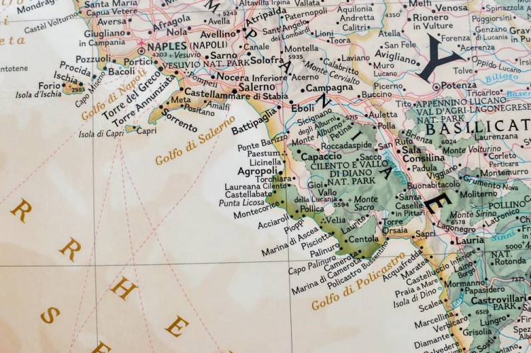 Włochy 1:1 765 000. Mapa ekskluzywna. Wersja do wpinania. Wydawnictwa: National Geographic. Fragment 1