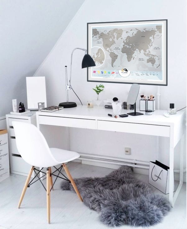 Świat + Europa. Mapa zdrapka PREMIUM. Przykład oprawy i aranżacji 1