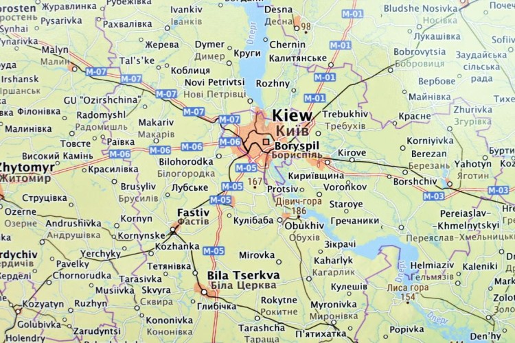 Ukraina 1:1 500 000. Mapa ścienna fizyczno-drogowa. Fragment 1