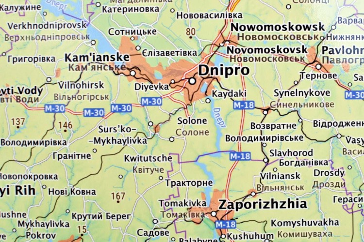 Ukraina 1:1 500 000. Mapa ścienna fizyczno-drogowa. Fragment 5