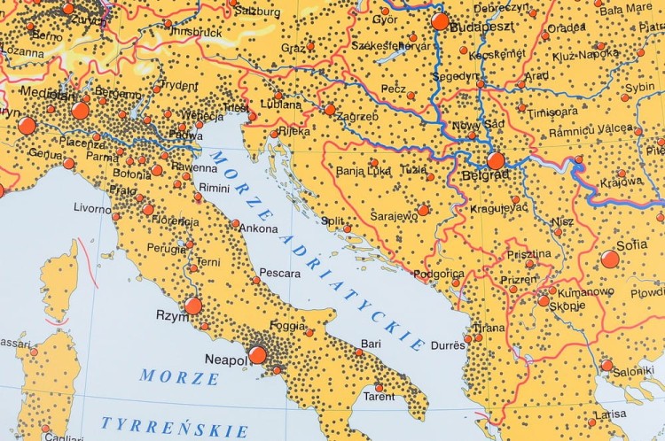 Europy polityczna  rozmieszczenie ludności NE (5).jpg