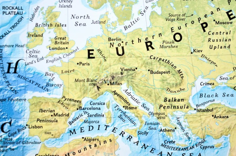 Świat 1:35 842 000. Mapa ścienna fizyczna wydawnictwa National Geographic. Fragment 1