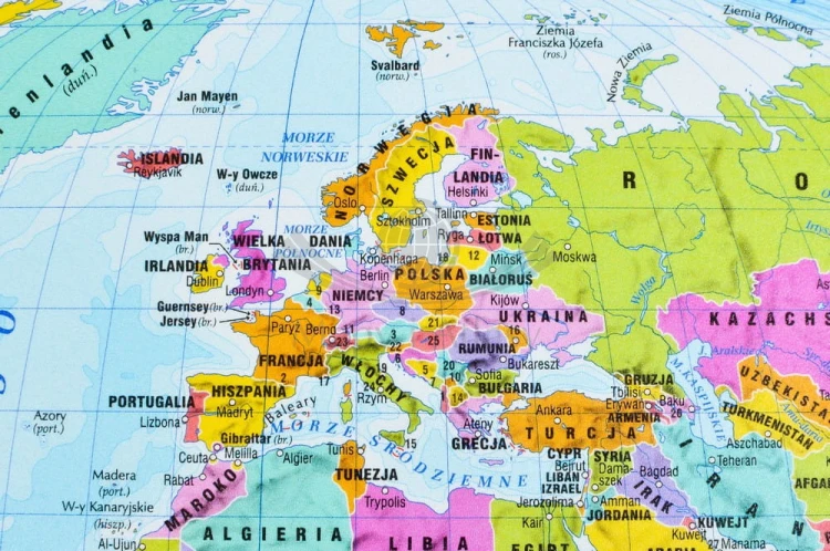 Świat. Mapa polityczna. Podkładka na biurko wydawnictwa Demart. Fragment 1