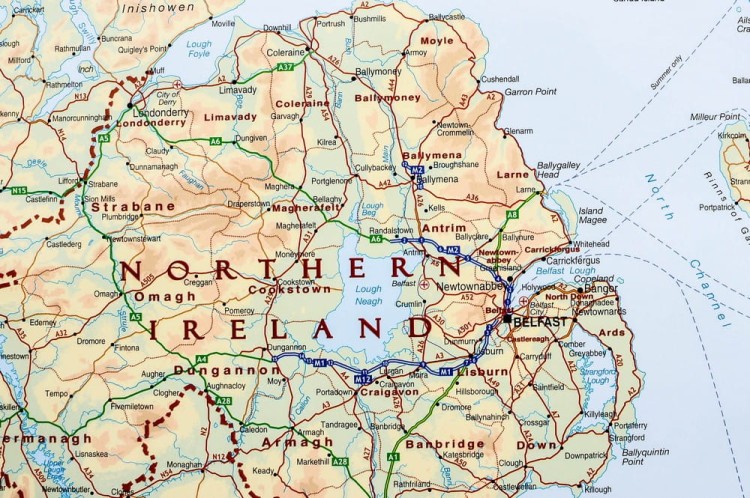 Wyspy Brytyjskie / Wielka Brytania i Irlandia 1:1 000 000. Mapa ścienna fizyczno-drogowa. Fragment 3