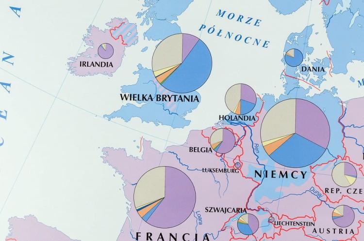 Europy polityczna  rozmieszczenie ludności NE (12).jpg
