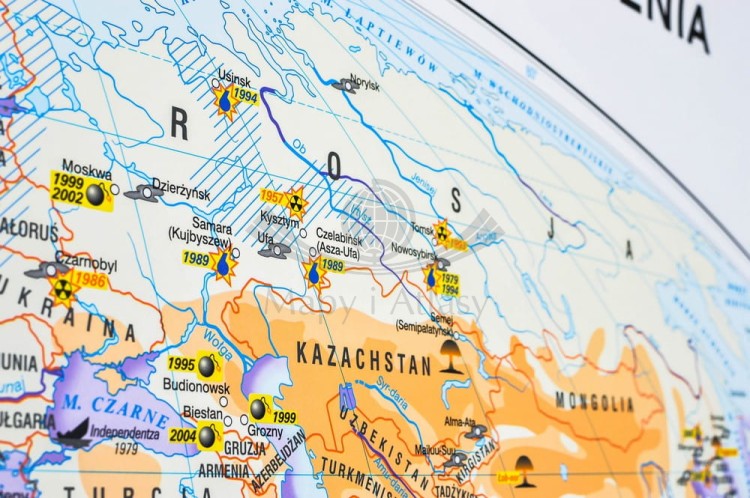 Świat na progu XXI wieku. Osiągniecia i zagrożenia NE (28)a.jpg